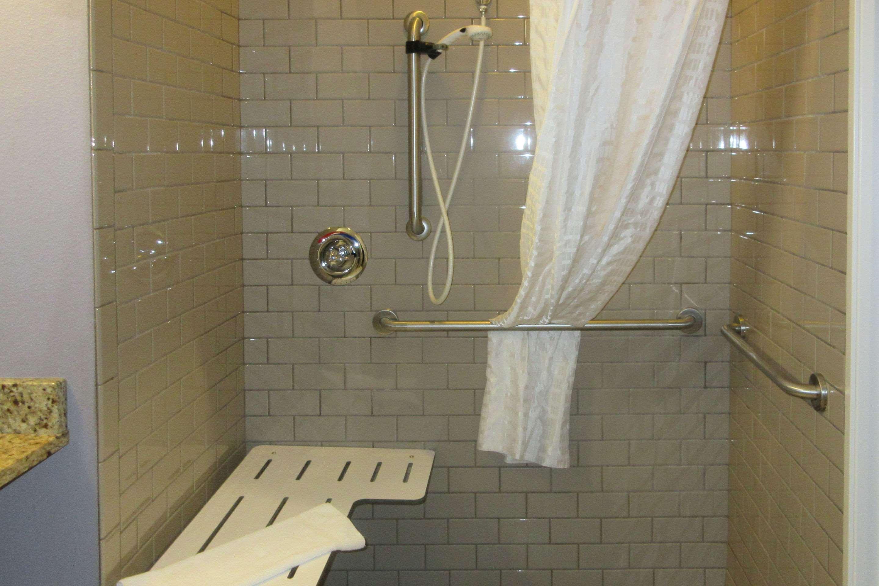 Quality Inn & Suites Caldwell I-77 Dış mekan fotoğraf