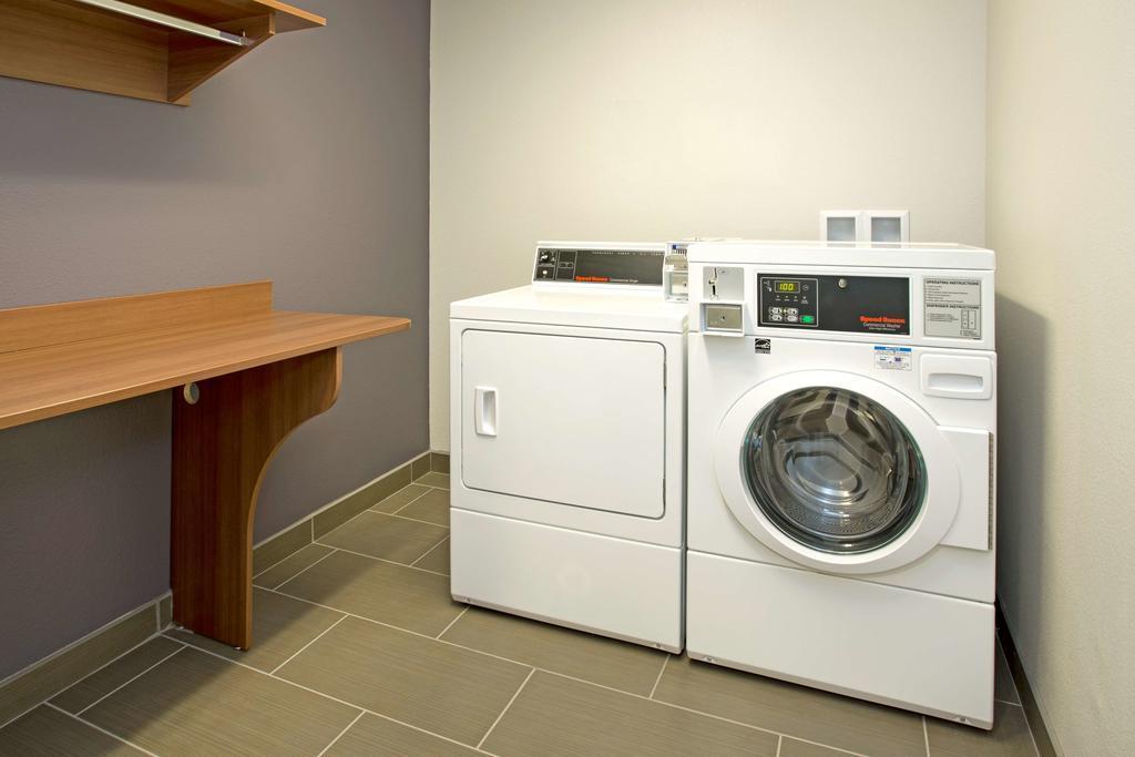 Quality Inn & Suites Caldwell I-77 Dış mekan fotoğraf