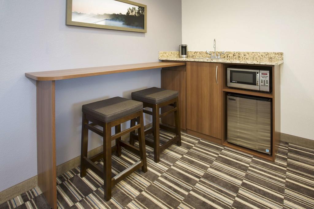 Quality Inn & Suites Caldwell I-77 Dış mekan fotoğraf